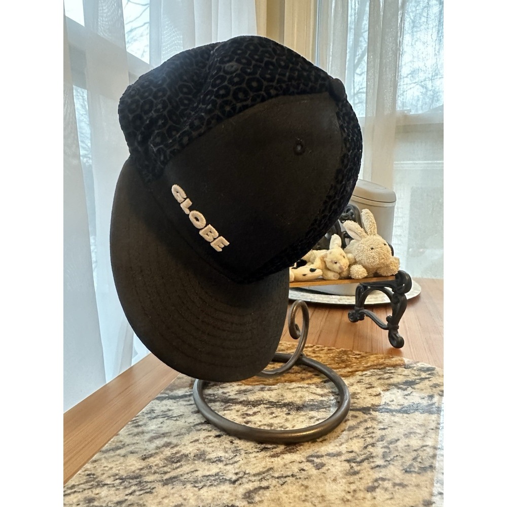 Globe Aussie Skate Hat Streetwear‎ Y2K Grunge Skateboard Rails Textured Sharp